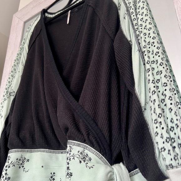 Free People Bogemian Raglan Wrap, Large - Picture 2 of 4
